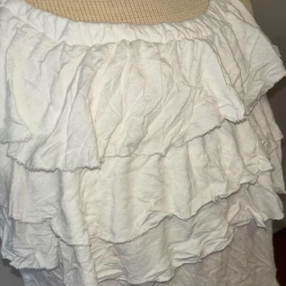 White Ruffled Halter Top by Banana Republic - Picture 2 of 9